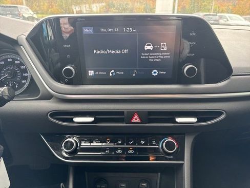 Used 2022 Hyundai Sonata SE image 12