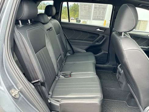 Used 2022 Volkswagen Tiguan SE R-Line AWD/4WD image 26