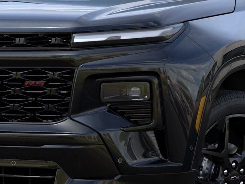New 2026 Chevrolet Traverse RS w/ LPO, Floor Liner Package AWD/4WD image 11