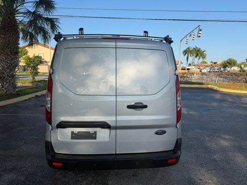 Used 2022 Ford Transit Connect XLT FWD image 6