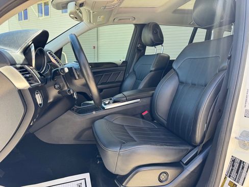 Used 2015 Mercedes-Benz GL 450 4MATIC image 11