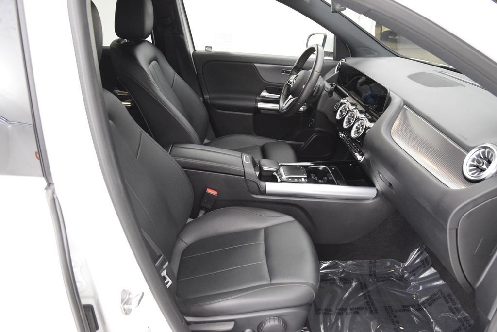 Used 2022 Mercedes-Benz GLA 250 image 16