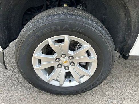 Used 2021 Chevrolet Colorado LT w/ Fleet Safety Package AWD/4WD image 46