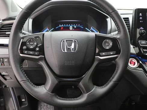 Used 2024 Honda Odyssey Touring image 17