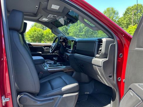 Used 2026 Chevrolet Silverado 1500 LT Trail Boss w/ Safety Package AWD/4WD image 48