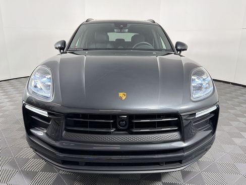 Certified 2026 Porsche Macan AWD/4WD image 6