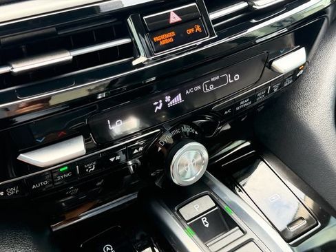 Certified 2025 Acura MDX FWD image 25