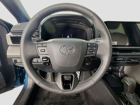 Used 2026 Toyota Camry SE w/ Multimedia Upgrade Package FWD image 13
