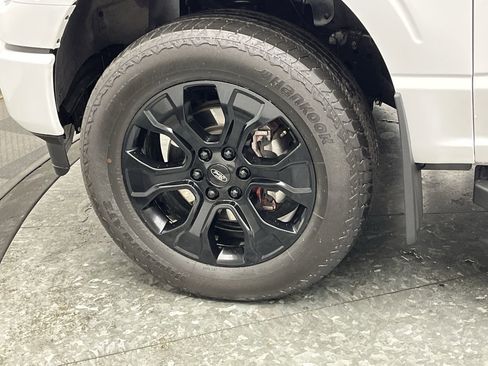 Used 2023 Ford F150 Lariat w/ Max Trailer Tow Package image 39