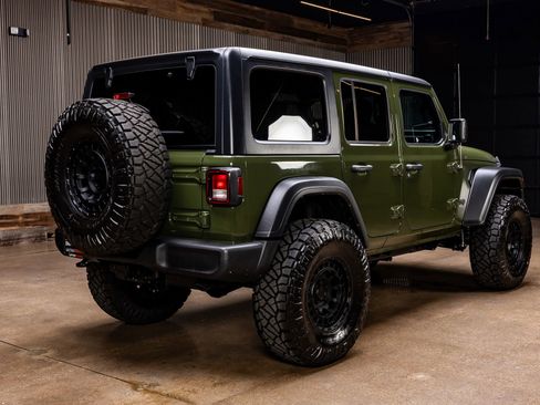 Used 2021 Jeep Wrangler Unlimited Sport AWD/4WD image 10
