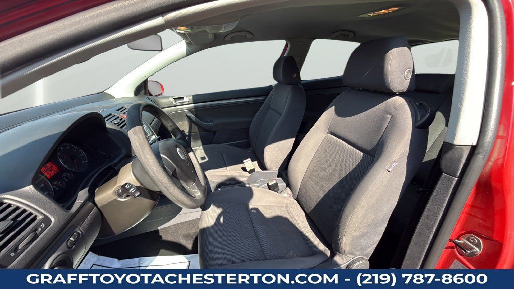 Used 2007 Volkswagen Rabbit 2-Door FWD image 23