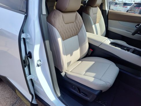 New 2026 Nissan Murano Platinum image 13