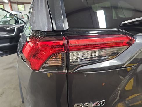 Used 2023 Toyota RAV4 XLE w/ Convenience Package FWD image 36