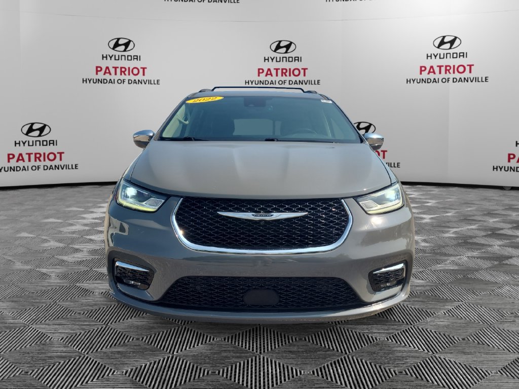 Used 2022 Chrysler Pacifica Limited FWD image 8