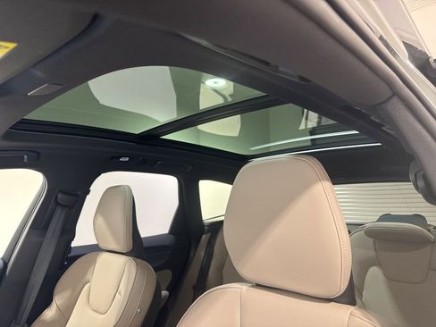 New 2026 Volvo XC60 B5 Plus w/ Climate Package image 16