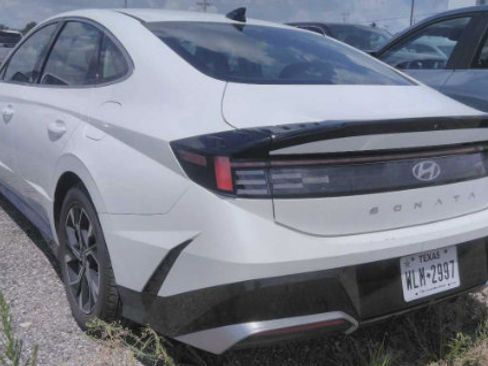 Used 2024 Hyundai Sonata SEL FWD image 9