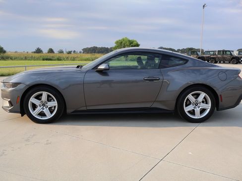 Used 2026 Ford Mustang Premium RWD image 2