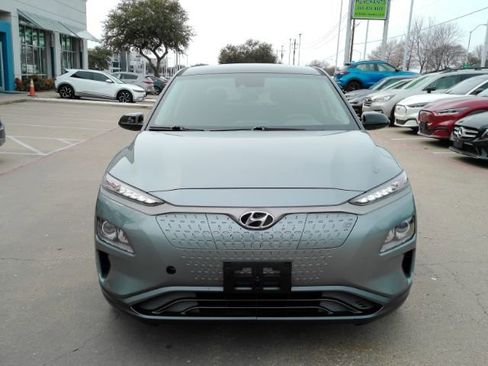 Used 2021 Hyundai Kona SEL w/ Cargo Package image 2