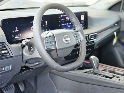 New 2026 Nissan Sentra SV w/ SV Convenience Package FWD image 11