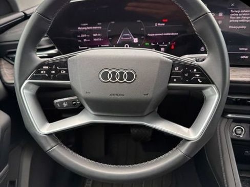 Used 2025 Audi Q5 Premium w/ Convenience Package AWD/4WD image 8