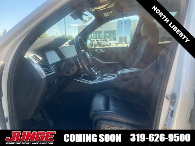 Used 2022 BMW X5 xDrive40i w/ Premium Package AWD/4WD image 5