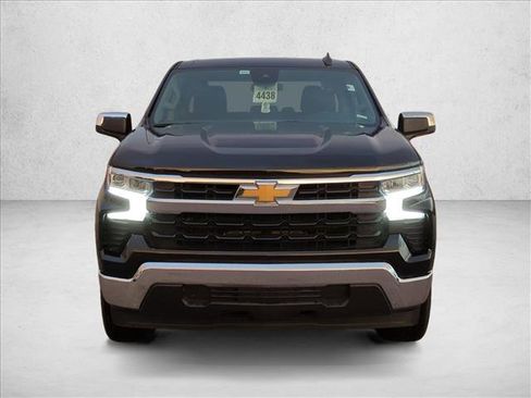 Used 2023 Chevrolet Silverado 1500 LT image 2