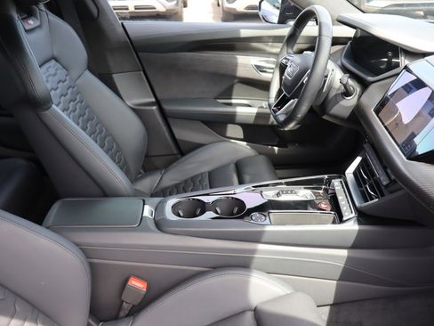 Used 2023 Audi RS e-tron GT w/ Carbon Performance Package AWD/4WD image 16