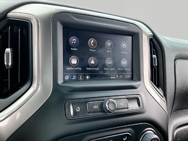 Used 2024 Chevrolet Silverado 1500 Custom Trail Boss w/ Dark Appearance Package AWD/4WD image 19