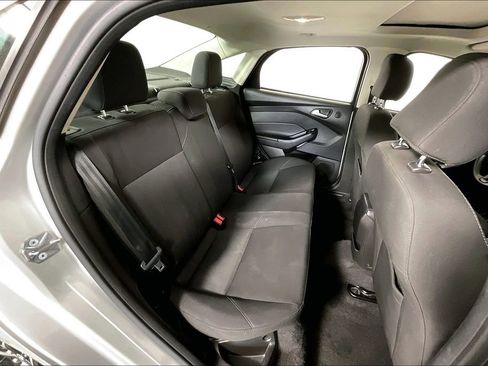 Used 2017 Ford Focus SEL image 25