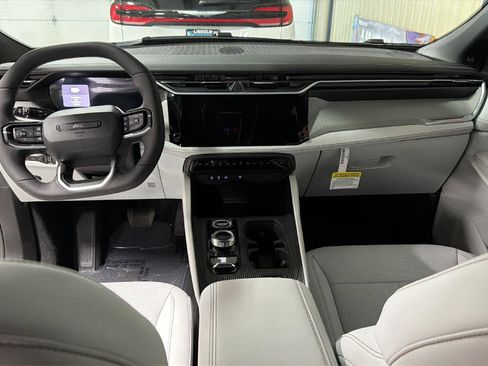 New 2026 Jeep Cherokee Limited image 16