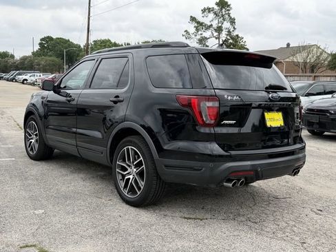 Used 2018 Ford Explorer Sport w/ Equipment Group 401A AWD/4WD image 5