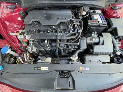 Used 2024 Hyundai Elantra SEL FWD image 32
