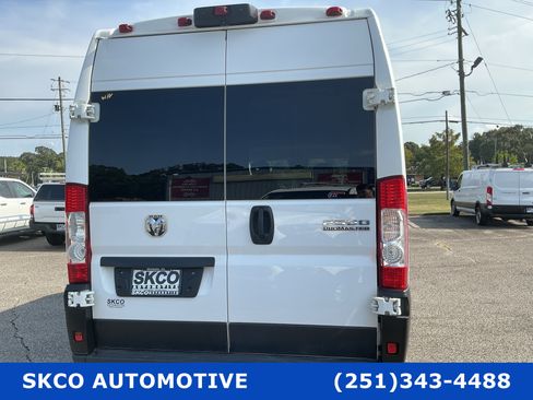 Used 2023 RAM ProMaster 2500 FWD image 4