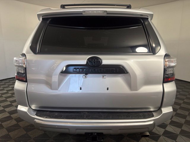 Used 2022 Toyota 4Runner TRD Off-Road Premium w/ TRD Black Wheel Package (TMS) AWD/4WD image 22