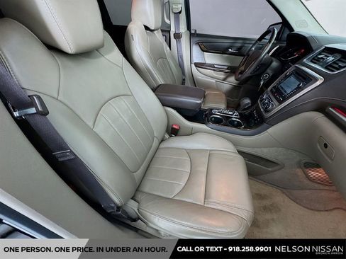 Used 2016 GMC Acadia Denali image 31