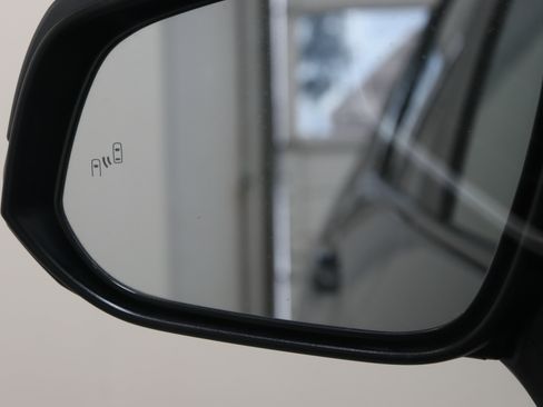 Certified 2025 Toyota RAV4 XLE FWD image 22