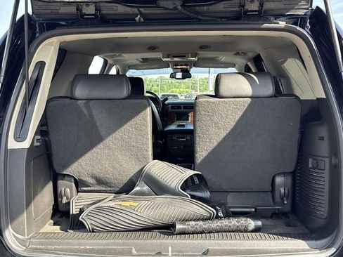 Used 2007 Chevrolet Tahoe LTZ w/ LTZ Preferred Equipment Group AWD/4WD image 11