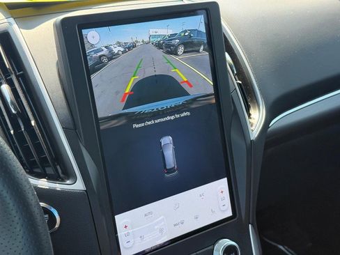 Certified 2024 Ford Edge ST-Line image 24