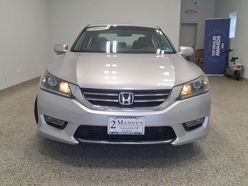 Used 2013 Honda Accord EX image 2