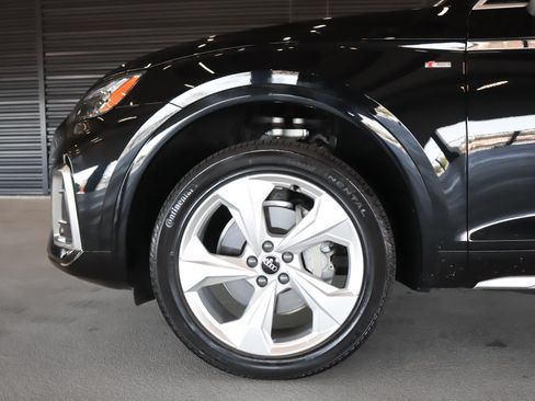 Used 2023 Audi Q5 2.0T Premium Plus w/ Premium Plus Package AWD/4WD image 5