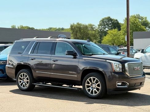 Used 2017 GMC Yukon Denali AWD/4WD image 28