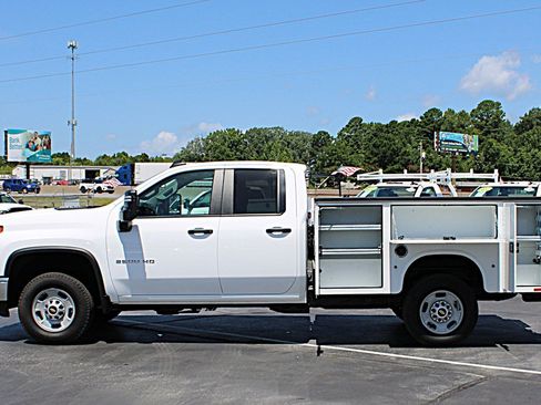 Used 2025 Chevrolet Silverado 2500 W/T w/ WT Convenience Package AWD/4WD image 7