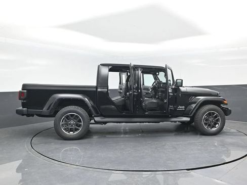 Used 2022 Jeep Gladiator Overland w/ Popular Equipment Package AWD/4WD image 25