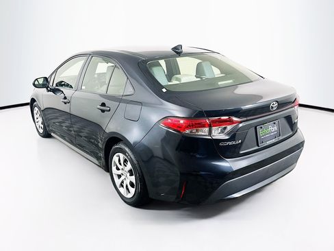 Used 2022 Toyota Corolla LE FWD image 5