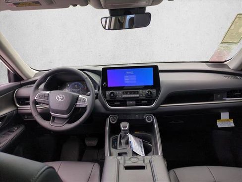 New 2026 Toyota Grand Highlander AWD image 14