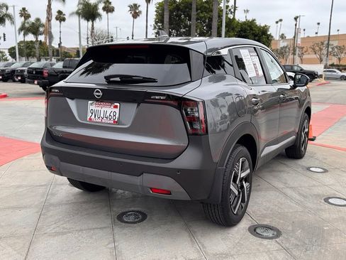Certified 2025 Nissan Kicks SV w/ Illumination Package FWD image 8
