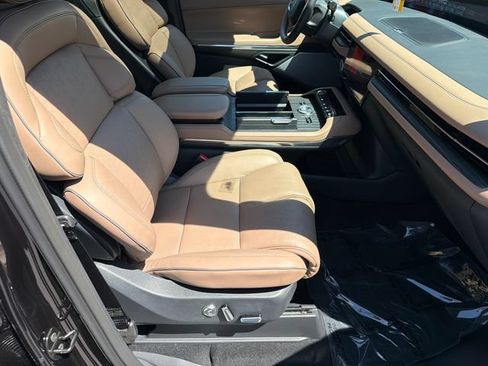 New 2027 Lincoln Navigator L Black Label AWD/4WD image 14
