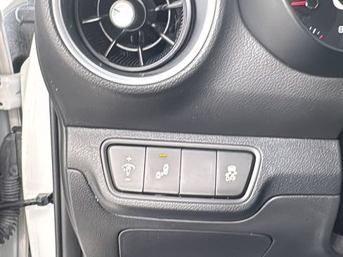 Used 2024 Kia Forte GT-Line FWD image 30