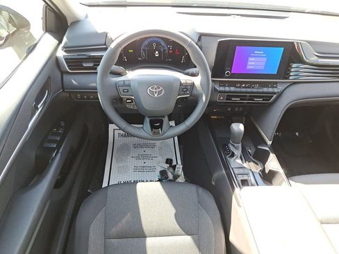 Used 2026 Toyota Camry LE w/ Convenience Package image 11