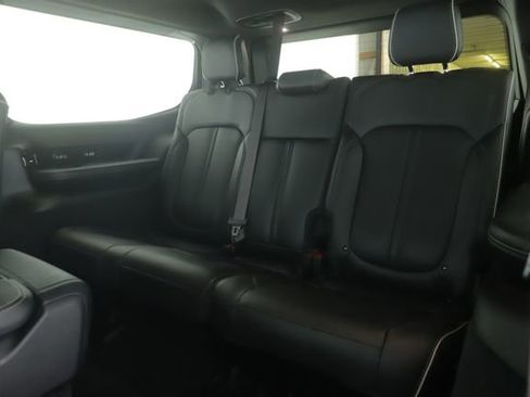 Used 2025 Jeep Grand Wagoneer Series II Obsidian w/ Quick Order Packagew 28T image 31